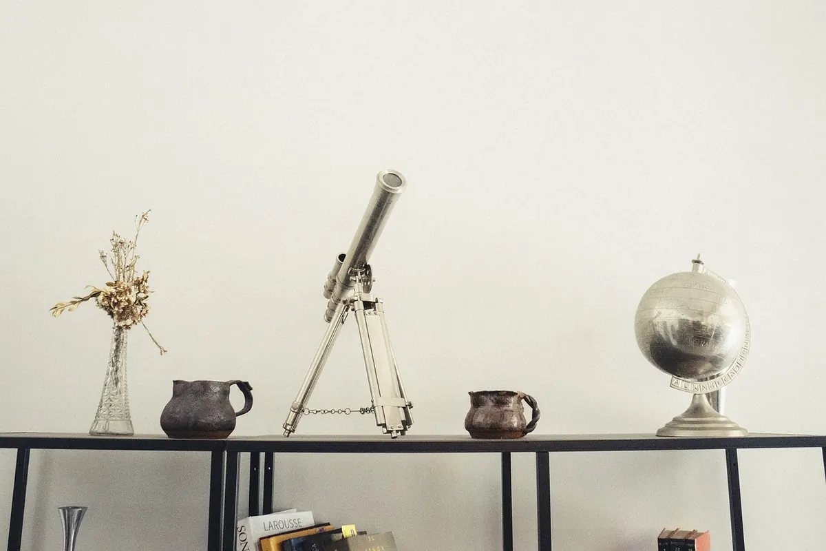 How to Style Display Shelves Like an Interiors Stylist